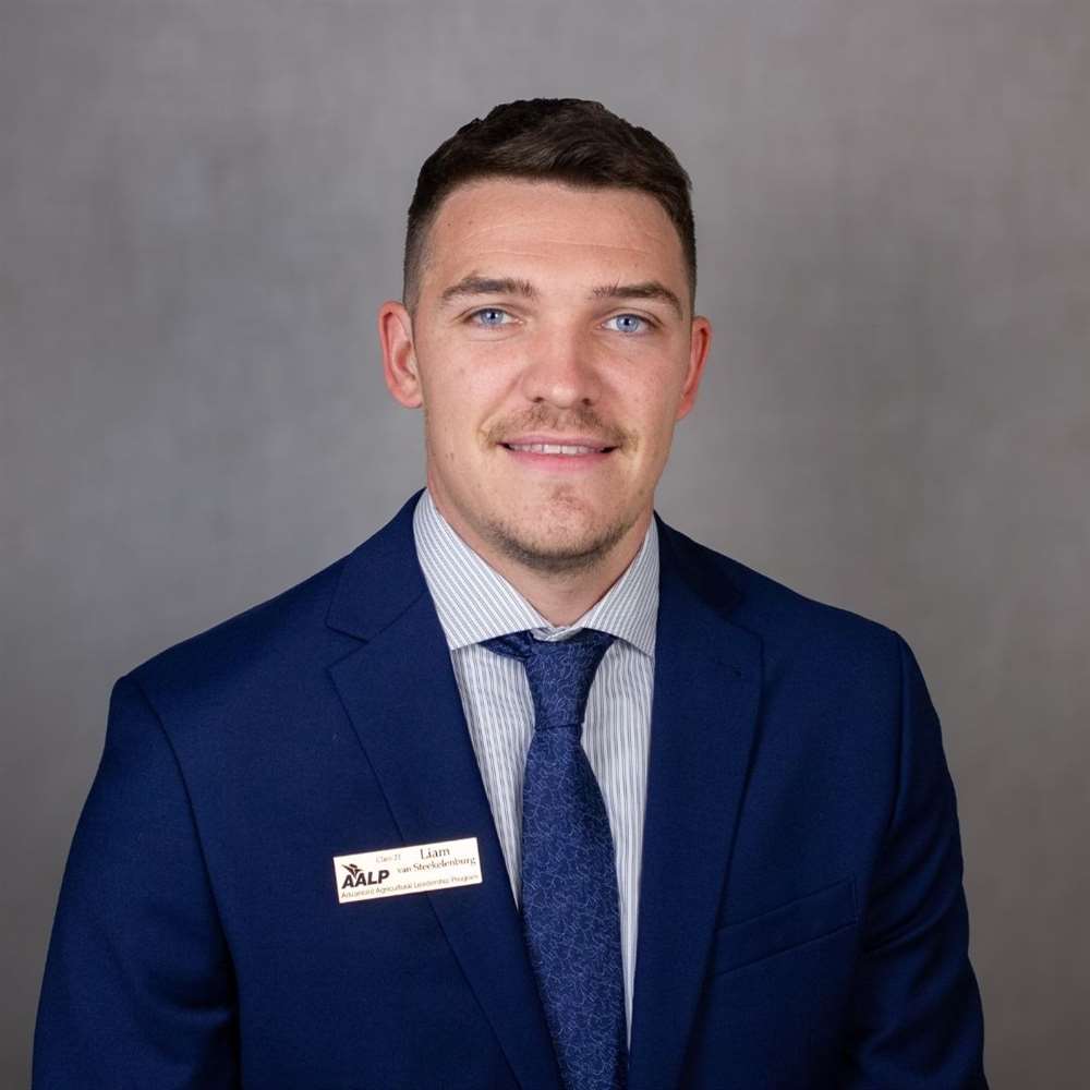 Liam van Steekelenburg